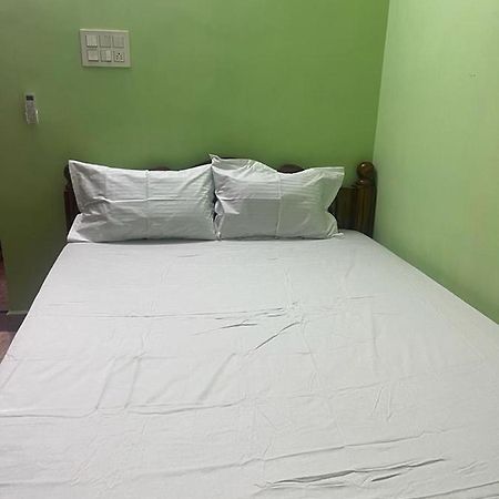 White Home Service Apartment 2Bhk Madurai Exterior foto